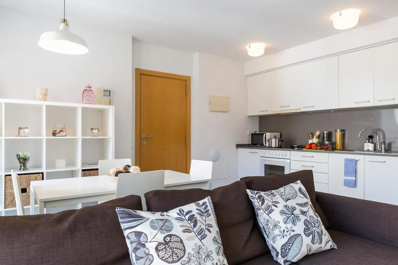 Apartamentos Cornellalux 2 Cornellà de Llobregat 0*,  Hiszpania